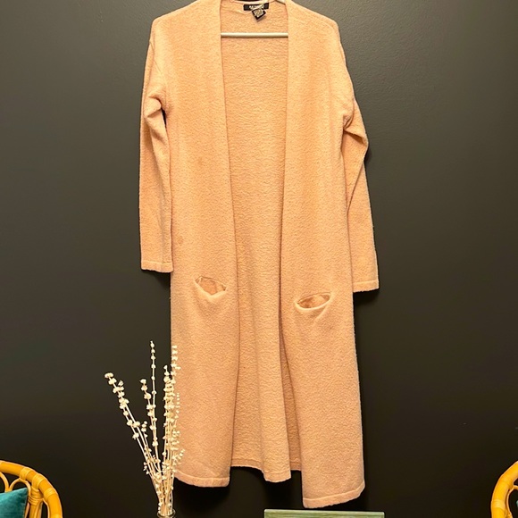 Baby pink, soft open cardigan! - Picture 2 of 2